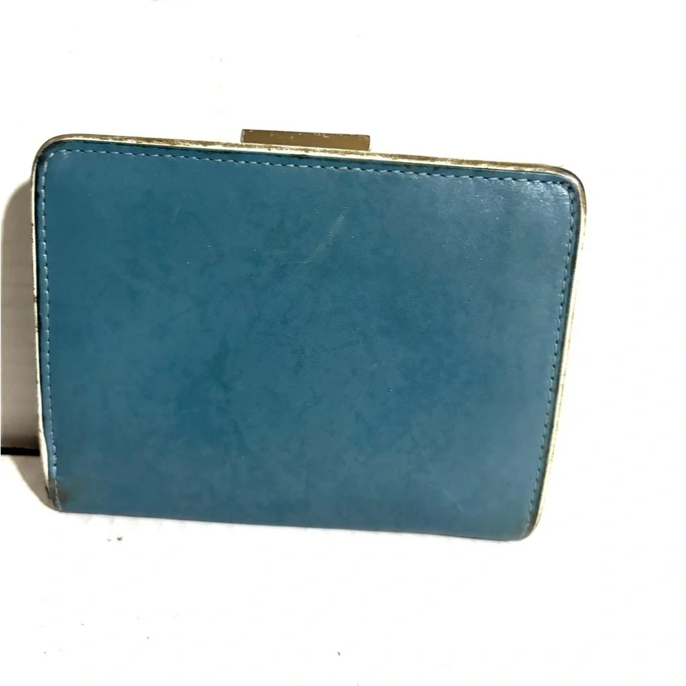 Coach chic wallet
